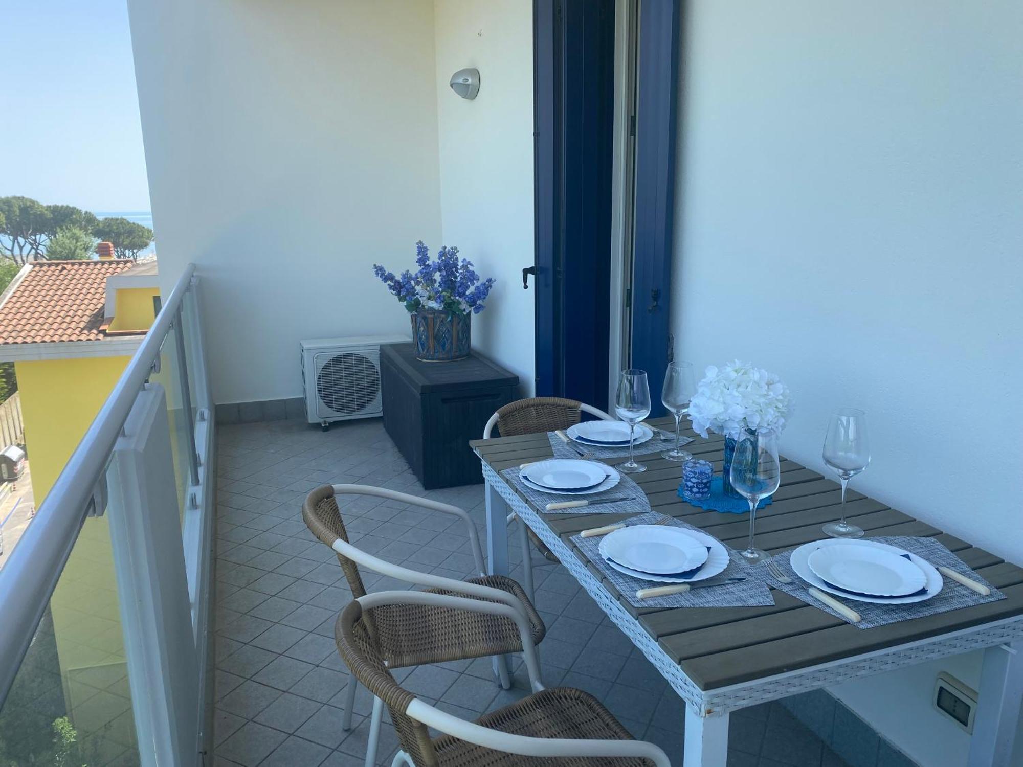 Apartment Attico Onda Blu Vista Mare - Acqua - A 150mt Dalla Lido di Jesolo